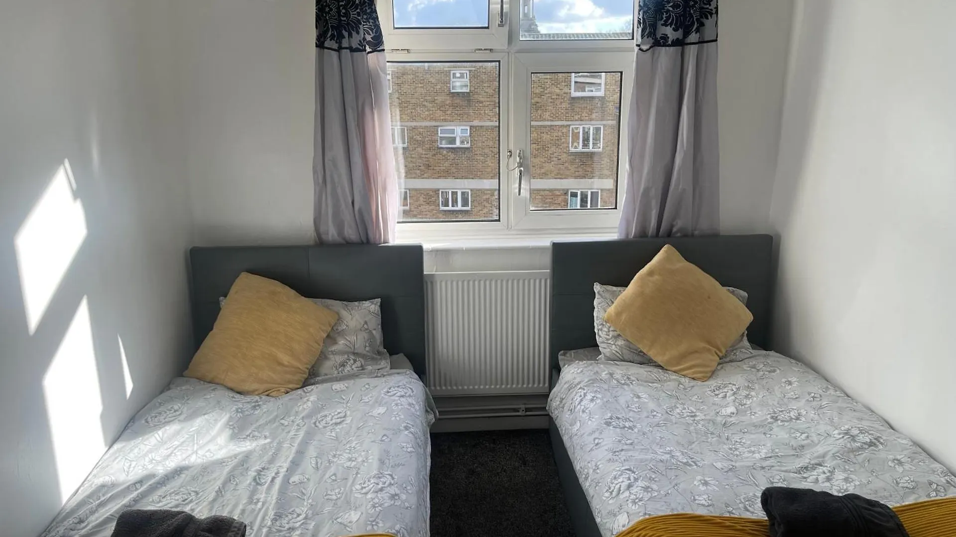 Konukevi London Budget Maisonette